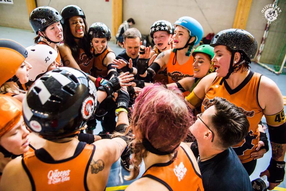 Image of Sheffield Steel Roller Derby skaters